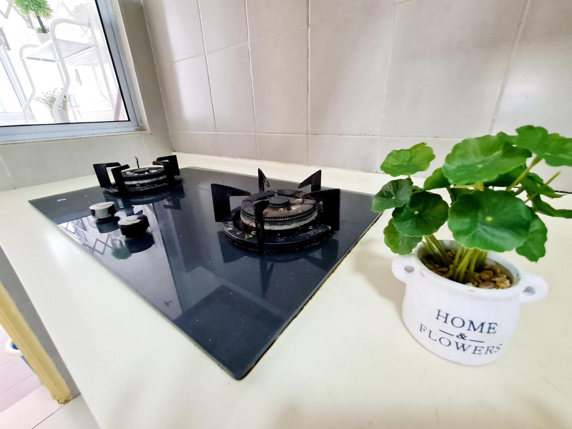3 Bedroom Koi Kinrara Suite, Ioi Puchong, Bukit Jalil Pavilion, Bukit Jalil Stadium, Sunway Pyramid, Sunway Lagoon Ml Apartment
