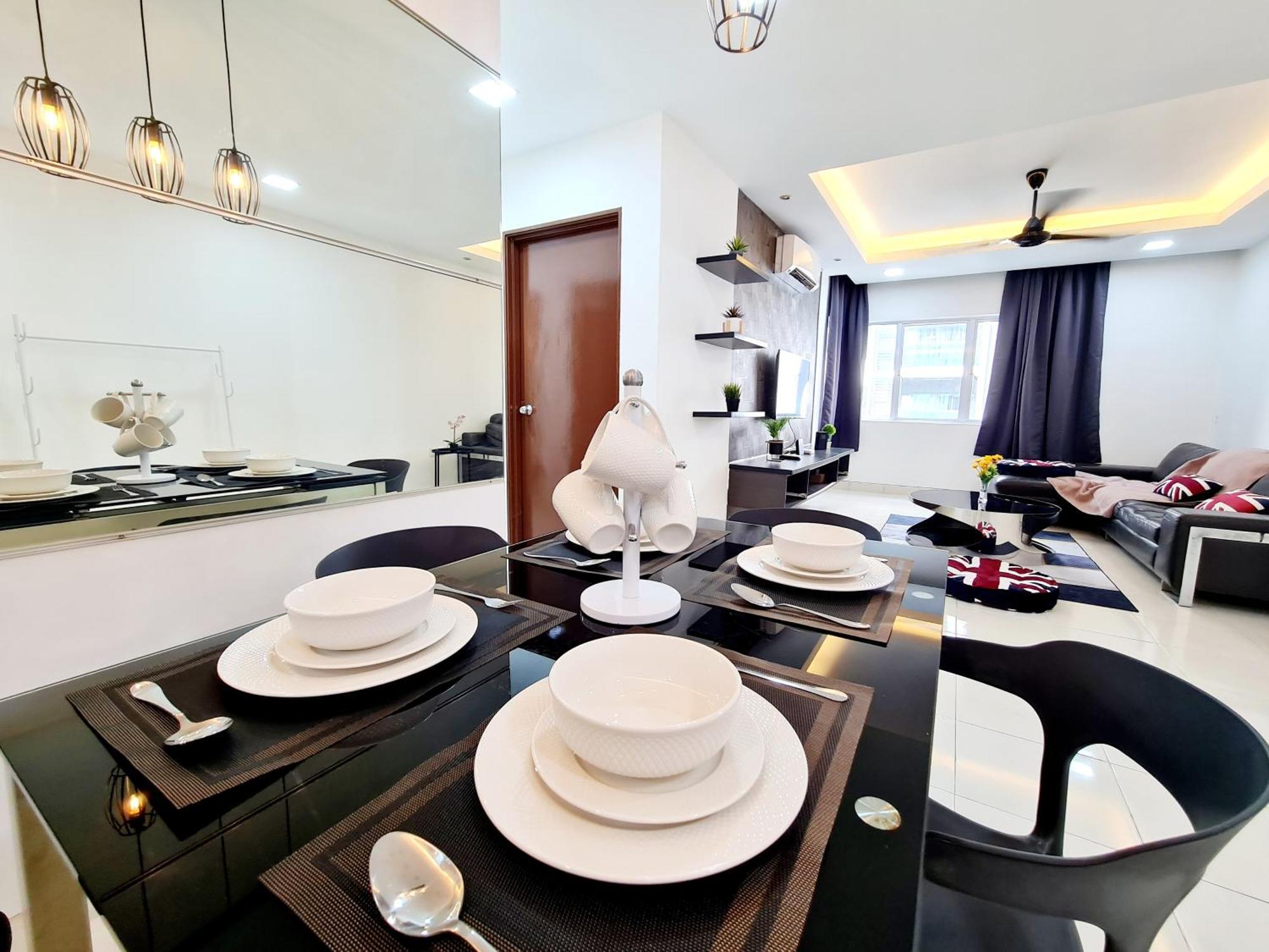 3 Bedroom Koi Kinrara Suite, Ioi Puchong, Bukit Jalil Pavilion, Bukit Jalil Stadium, Sunway Pyramid, Sunway Lagoon Ml Apartment