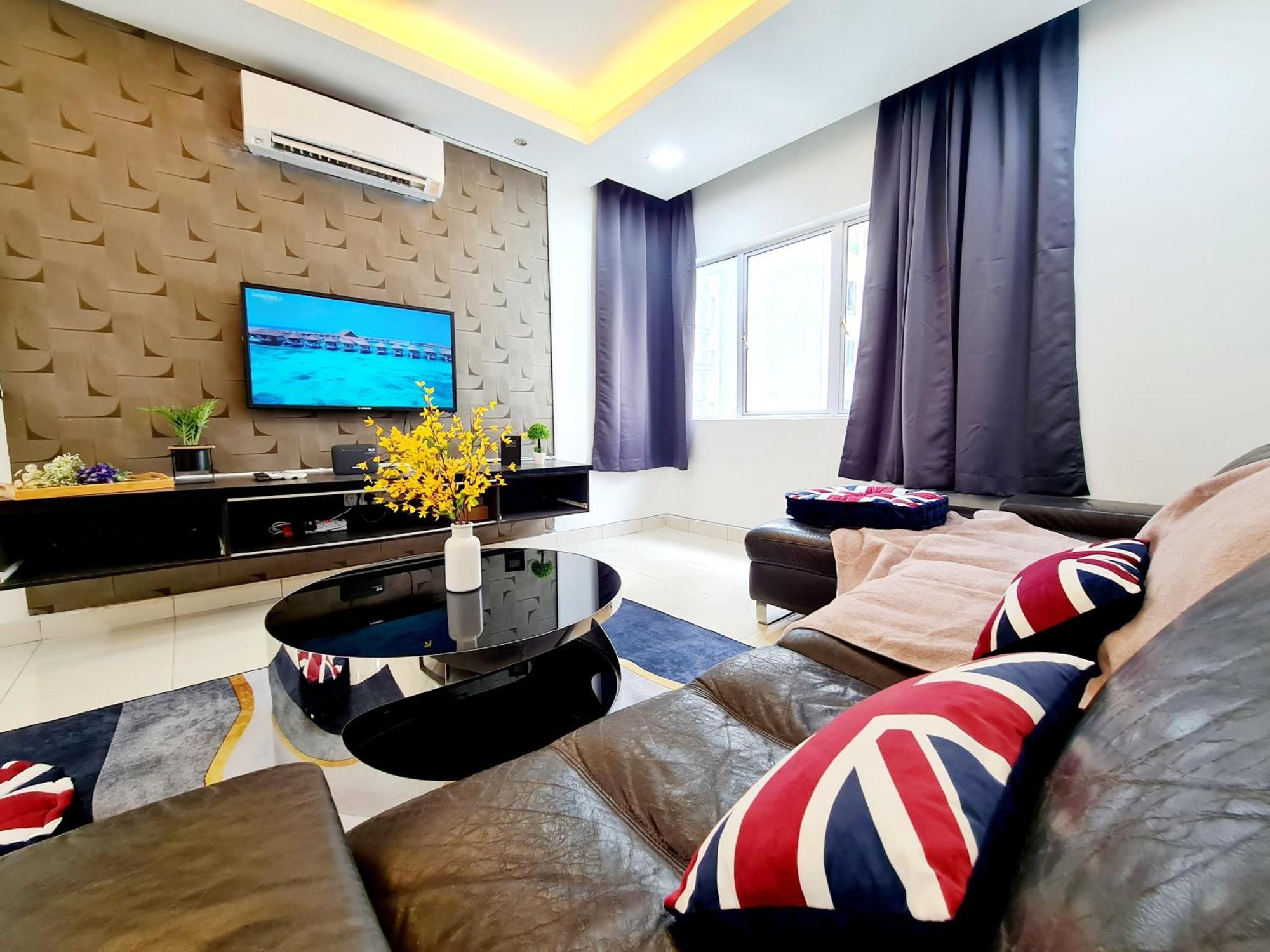 3 Bedroom Koi Kinrara Suite, Ioi Puchong, Bukit Jalil Pavilion, Bukit Jalil Stadium, Sunway Pyramid, Sunway Lagoon Ml Apartment Puchong