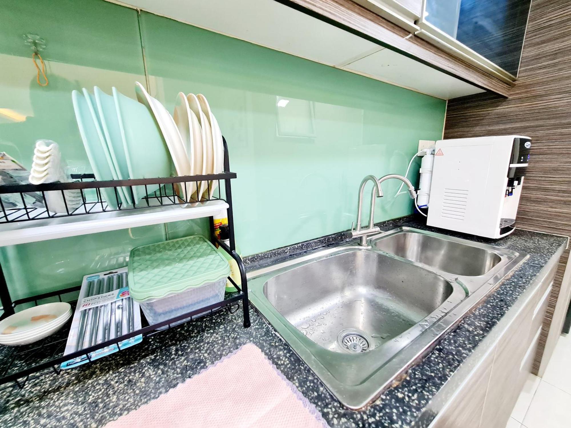 3 Bedroom Koi Kinrara Suite, Ioi Puchong, Bukit Jalil Pavilion, Bukit Jalil Stadium, Sunway Pyramid, Sunway Lagoon Ml * Puchong