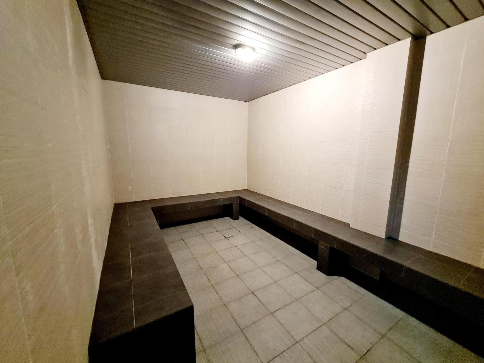3 Bedroom Koi Kinrara Suite, Ioi Puchong, Bukit Jalil Pavilion, Bukit Jalil Stadium, Sunway Pyramid, Sunway Lagoon Ml Apartment Puchong