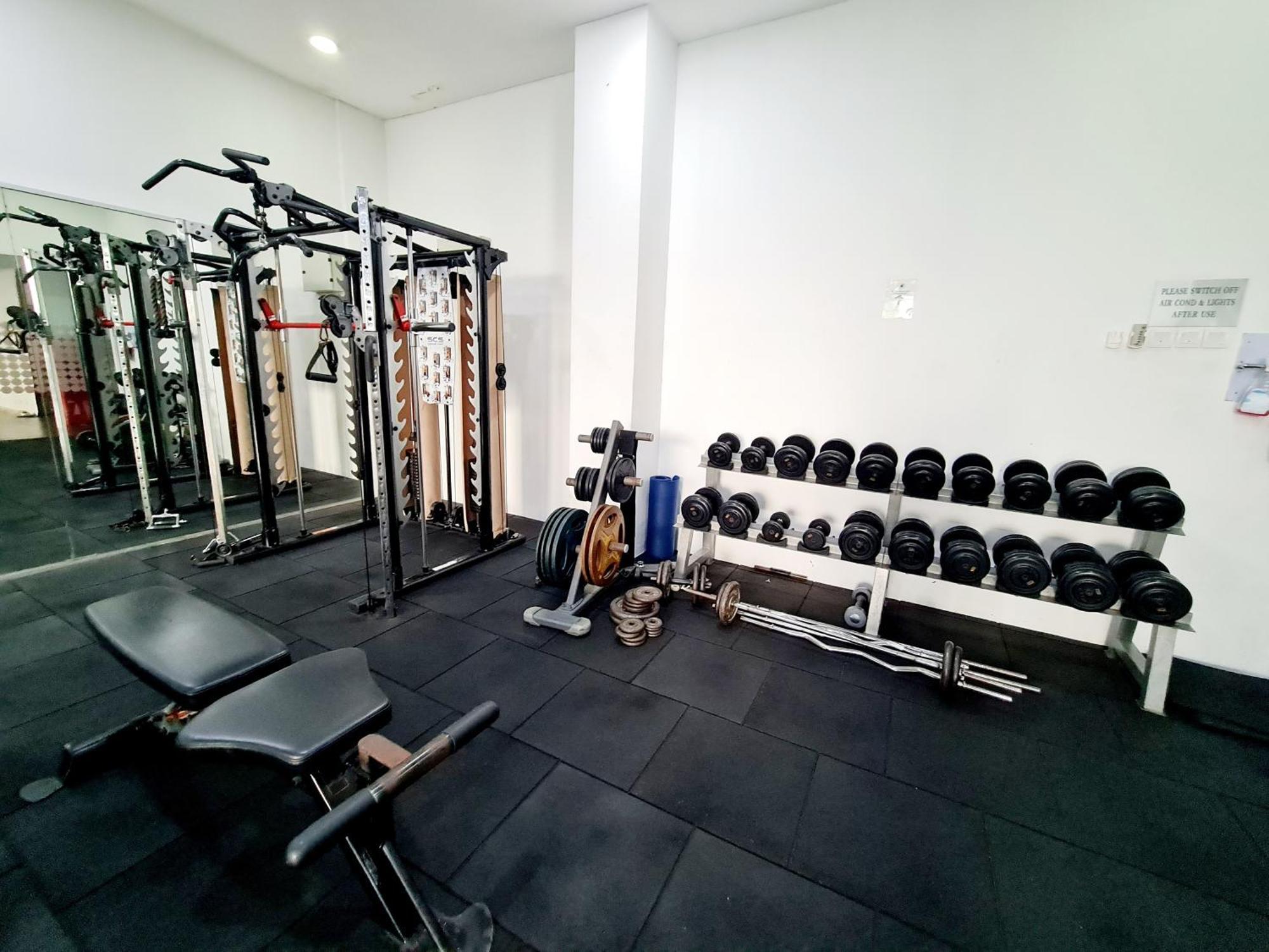 3 Bedroom Koi Kinrara Suite, Ioi Puchong, Bukit Jalil Pavilion, Bukit Jalil Stadium, Sunway Pyramid, Sunway Lagoon Ml *