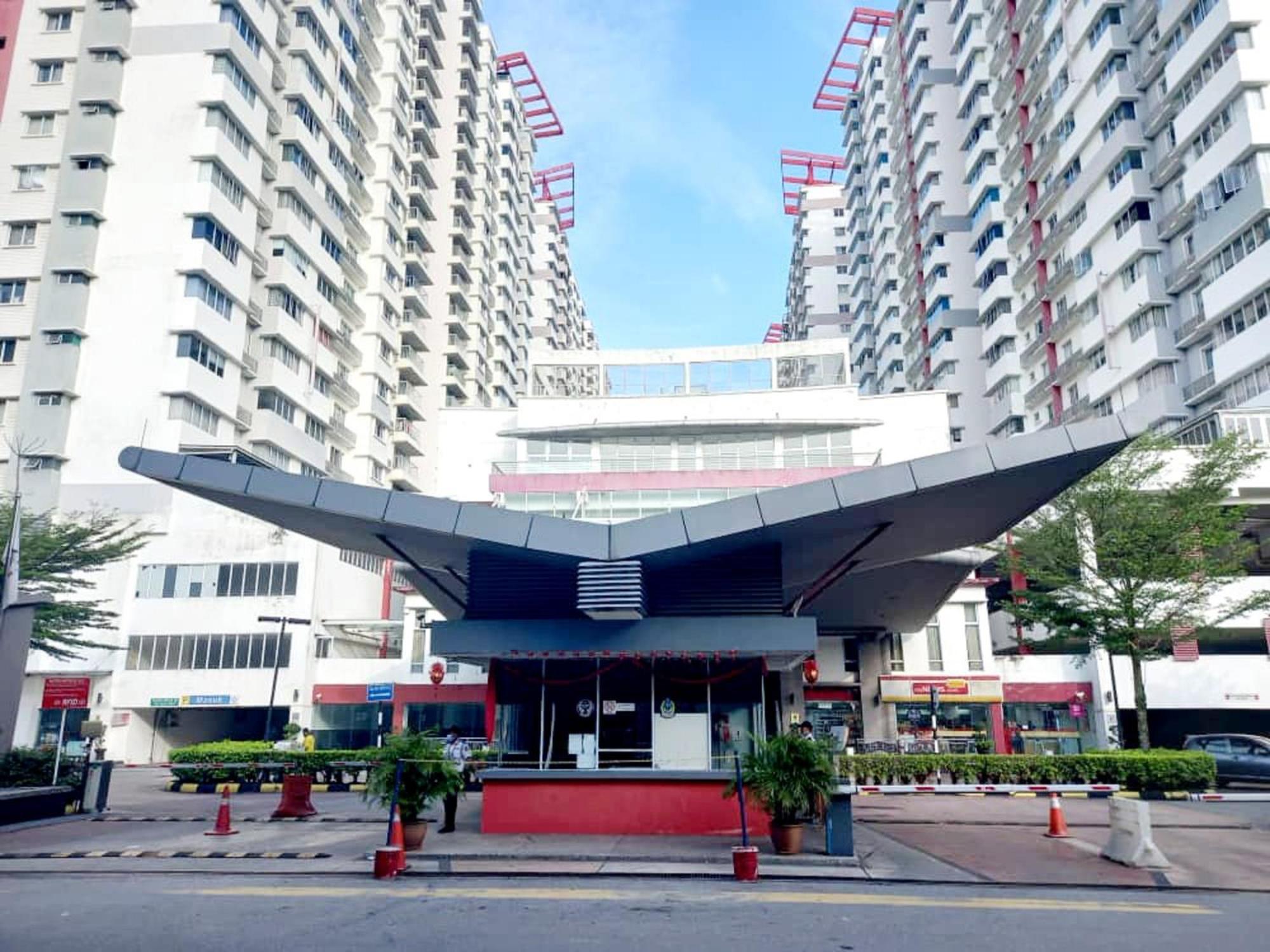 Apartment 3 Bedroom Koi Kinrara Suite, Ioi Puchong, Bukit Jalil Pavilion, Bukit Jalil Stadium, Sunway Pyramid, Sunway Lagoon Ml Puchong